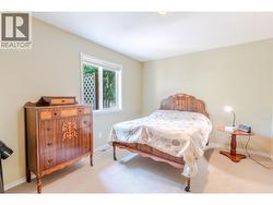Main Floor Bedroom - 