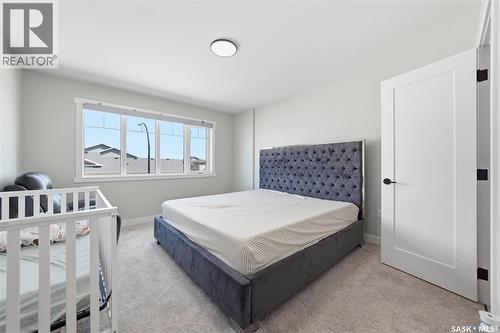 210 Schmeiser Bend, Saskatoon, SK 