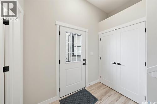 210 Schmeiser Bend, Saskatoon, SK 