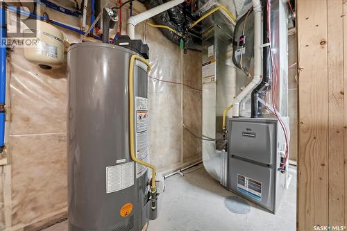 210 Schmeiser Bend, Saskatoon, SK - Indoor Photo Showing Basement