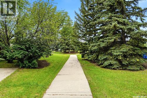 766 Hayworth Crescent N, Regina, SK 