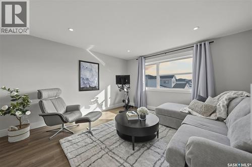 119 Woolf Bend, Saskatoon, SK 