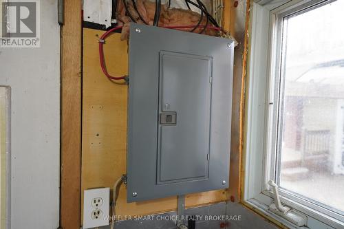 panel garage - 543 Fifth Street E, Cornwall, ON - Indoor Photo Showing Other Room
