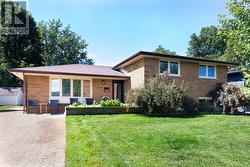 131 COREEN CRESCENT North Bay (Birchaven), ON P1A 3G1