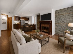 1-645 Rue Prince-Arthur O. Montréal (Le Plateau-Mont-Royal), QC H2X 1T9