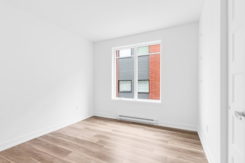 Chambre à coucher - 207-140 Boul. St-Elzear O., Laval (Vimont), QC - Indoor Photo Showing Other Room