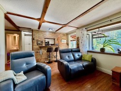 Salon - 