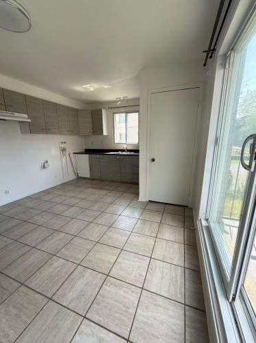 Kitchen - 3-2505 Rue Nassau, Brossard, QC 