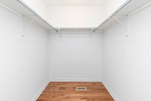 Closet - 146 Westcroft Road, Beaconsfield, QC 