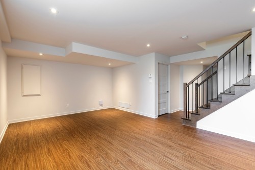 Basement - 146 Westcroft Road, Beaconsfield, QC 