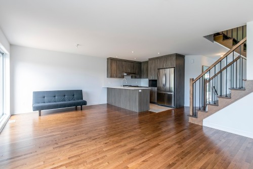 Living Room - 146 Westcroft Road, Beaconsfield, QC 