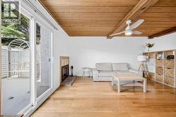 21, 4915 45 Street SW  Calgary, AB T3E 3W5