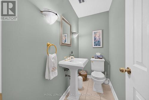 2407 Rosewood Avenue, Ottawa, ON 