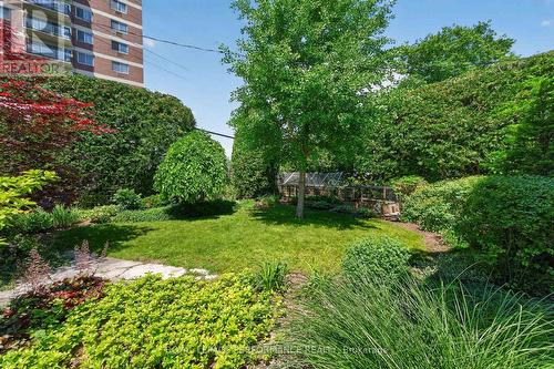 2407 Rosewood Avenue, Ottawa, ON 