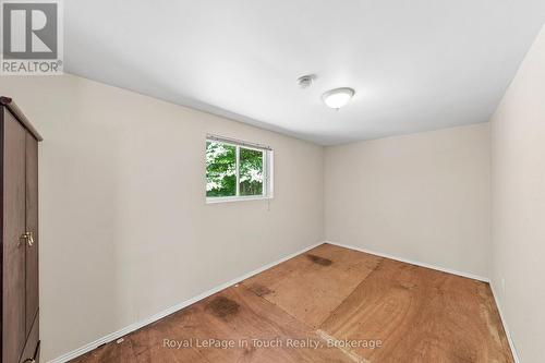 Bedroom #2 - 1558 Champlain Road, Tiny, ON - Indoor Photo Showing Other Room