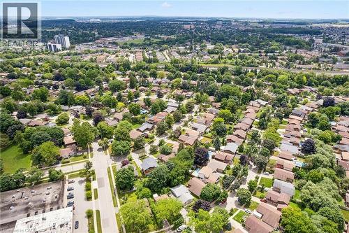 14 Ruskview Road, Kitchener, ON 