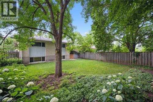 14 Ruskview Road, Kitchener, ON 