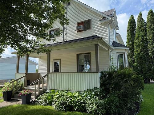 Welcome Home! - 47 Second Avenue, Benito, MB 