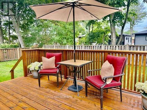 rear deck & patio are perfect for entertaining - 24 Tennessee Avenue, Port Colborne (Sugarloaf), ON - Outdoor With Deck Patio Veranda With Exterior