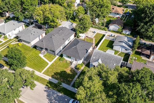 952 Calrossie Boulevard, Winnipeg, MB 
