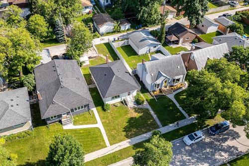 952 Calrossie Boulevard, Winnipeg, MB 
