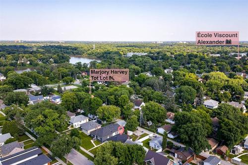 952 Calrossie Boulevard, Winnipeg, MB 