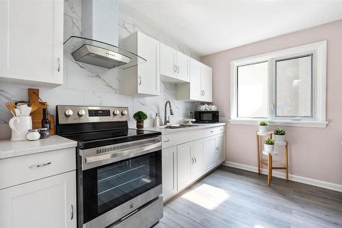 952 Calrossie Boulevard, Winnipeg, MB 