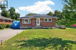 81 CRESTVIEW AVENUE Belleville (Belleville Ward), ON K8N 1W6