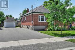 107 MORROW STREET  Peterborough (Otonabee Ward 1), ON K9J 1X4