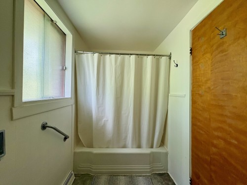 Salle de bains - 2199 21E Avenue, Laval (Laval-Ouest), QC 