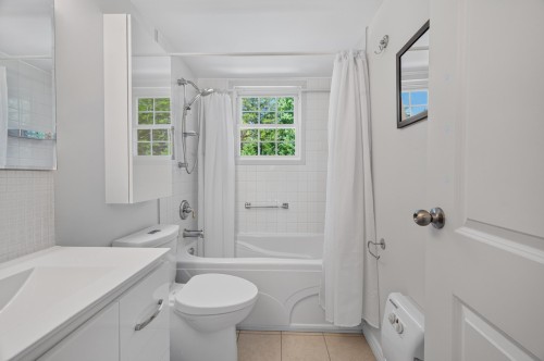 Bathroom - 2556 Ch. Du Mont-Écho, Sutton, QC 