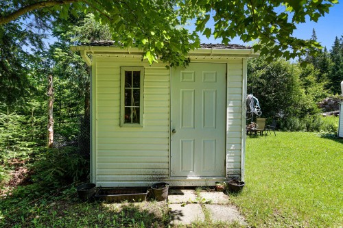 Remise - 46 Rue Belle-Étoile, Val-David, QC 