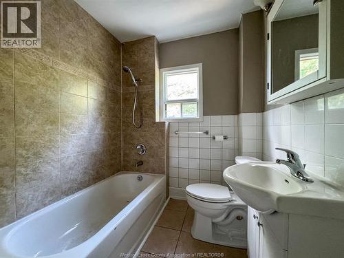3458 Harris, Windsor, ON 