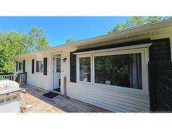 14 Water ST  Stanley, NB E3B 1C8
