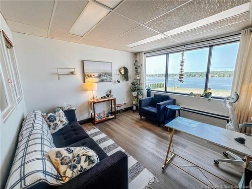 270 Douglas Ave, Bathurst, NB 