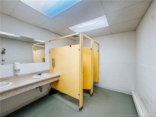 270 Douglas Ave, Bathurst, NB 