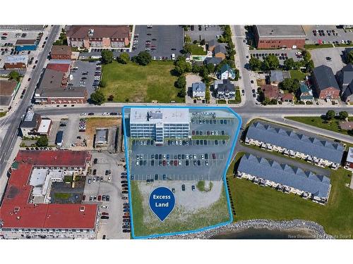 270 Douglas Ave, Bathurst, NB 