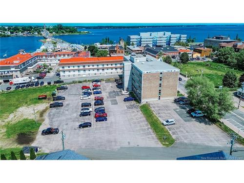 270 Douglas Ave, Bathurst, NB 