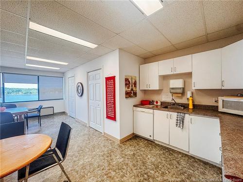 270 Douglas Ave, Bathurst, NB 