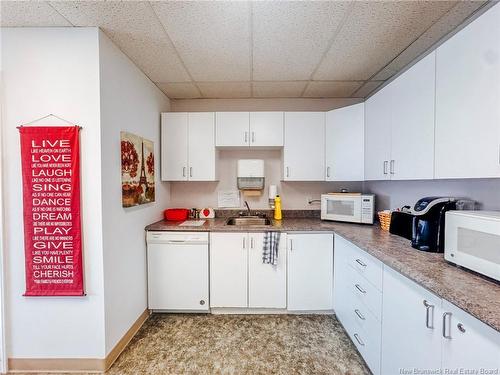 270 Douglas Ave, Bathurst, NB 