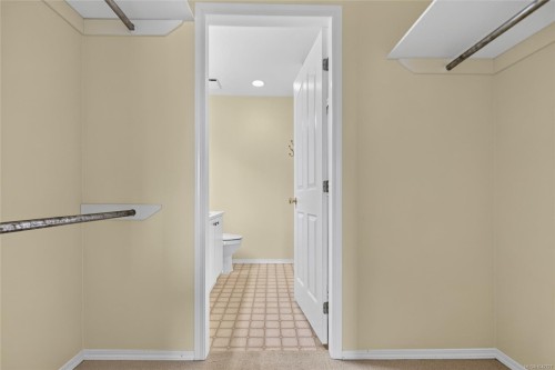 #302-245 First St, Duncan, BC - Indoor
