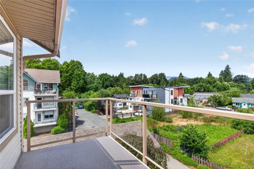 #302-245 First St, Duncan, BC - Outdoor With Balcony