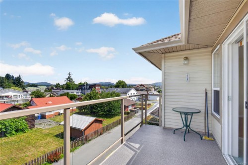 #302-245 First St, Duncan, BC - Outdoor With Balcony With Exterior