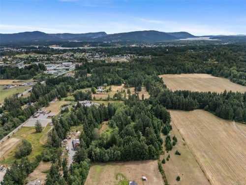 6025 Castley Rd, Duncan, BC 