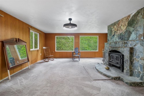 6025 Castley Rd, Duncan, BC 