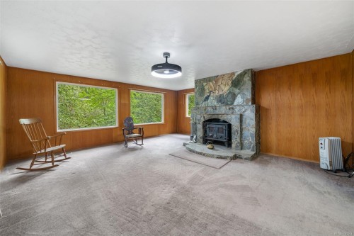 6025 Castley Rd, Duncan, BC 