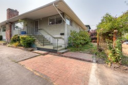 2663-2665 Dalhousie St Oak Bay, BC V8R 2H8