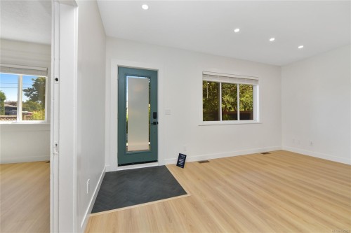 1246 Roy Rd, Saanich, BC 