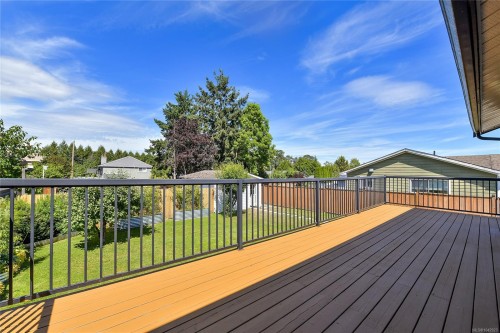 1246 Roy Rd, Saanich, BC 