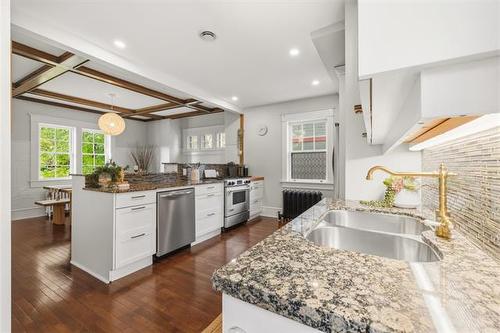 735 Mcmillan Ave, Winnipeg, MB 